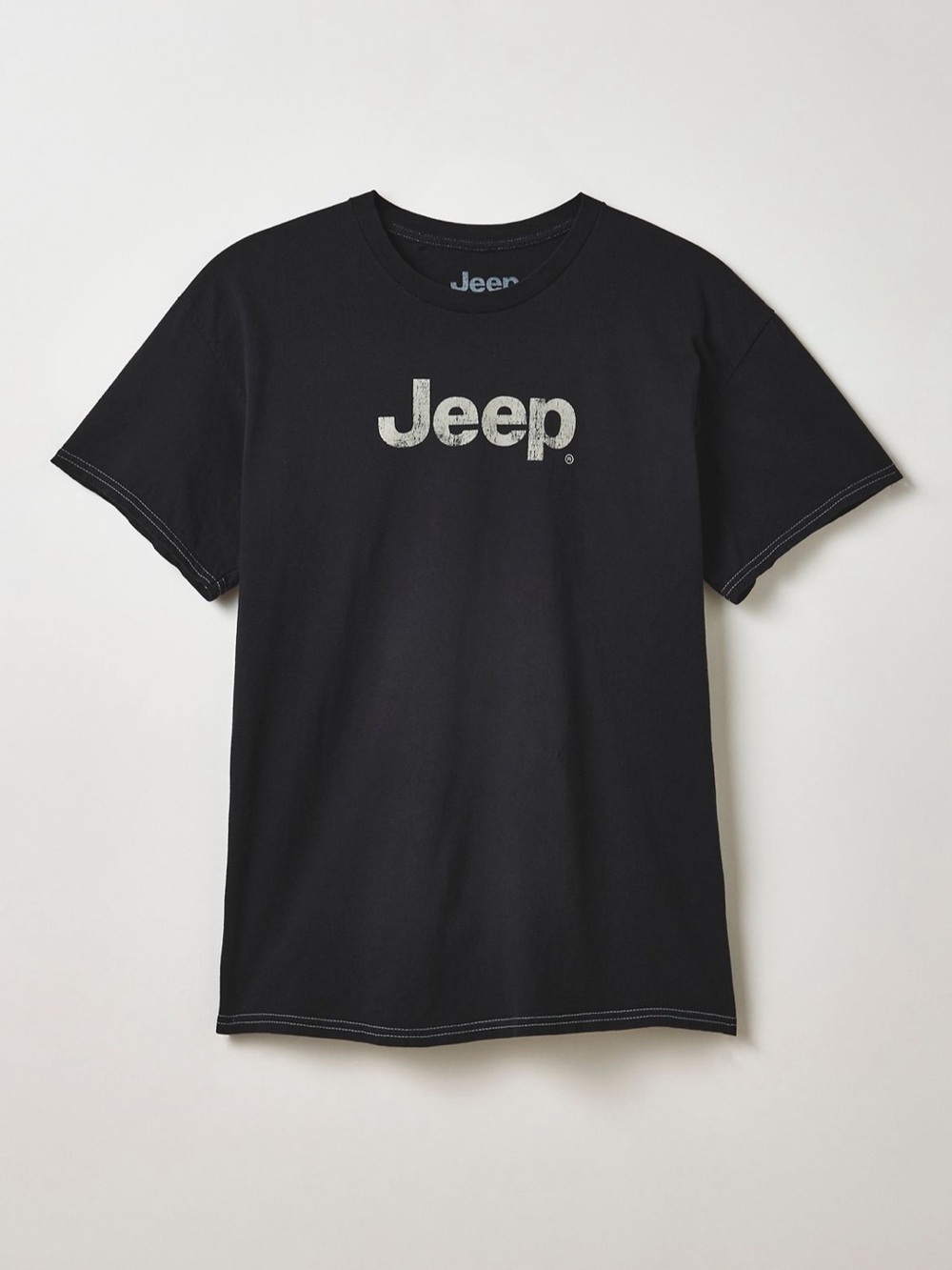 NWT Urban Outfitters Jeep Vintage Ad Graphic Tee S